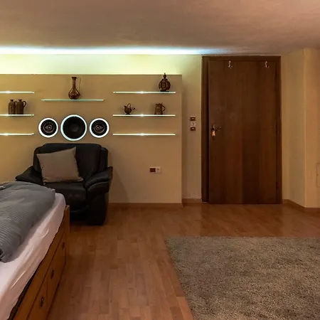 Landhaus Larchenhof Apartment Ehrwald